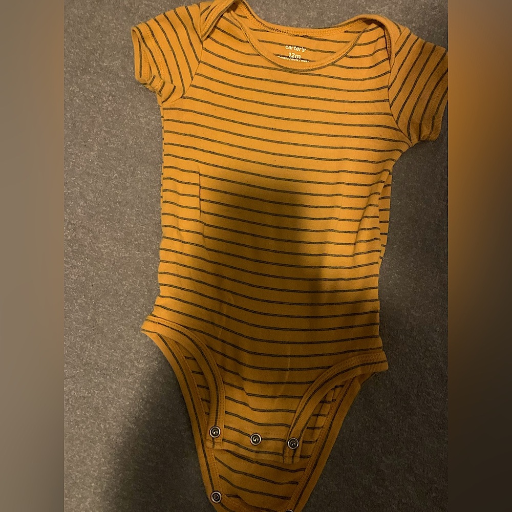 Carter’s - Size 12 - short sleeve body suit